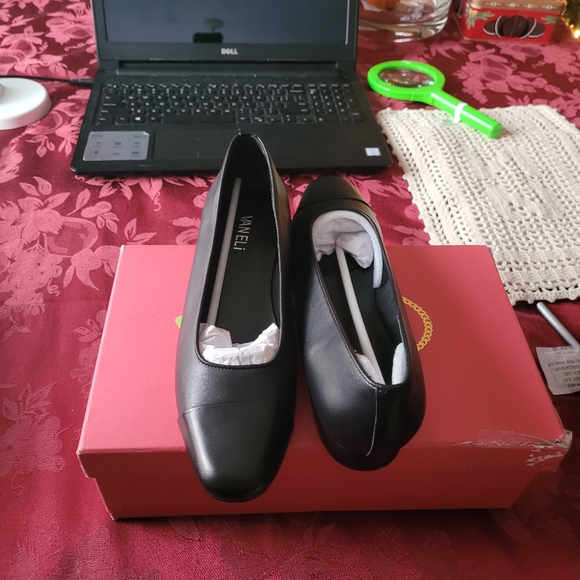 Ladies loafers size 9 - Picture 6 of 7